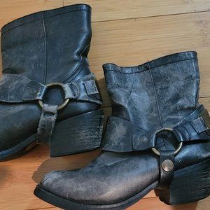 Black leather short harness motorcycle boots size 37